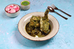 Saagwala Chicken