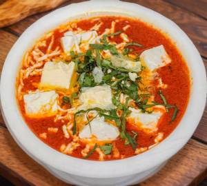 Handi paneer