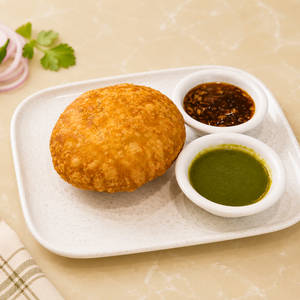 Jodhpuri Pyaz Kachori