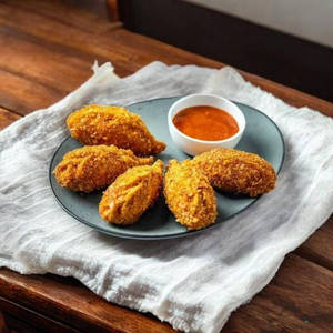Crispy Fried Cheese Momos