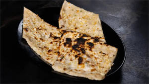 Cheese Garlic Naan