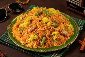 Climax Raja Vegetable Biryani (Serves 1 - 530gms)