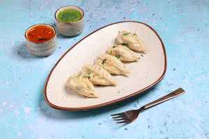 Steamed Paneer Momos