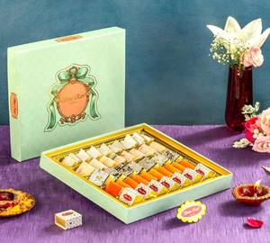 Assorted Punchras Sweet Box (1KG)