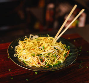 Veg Hakka Noodles