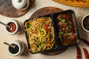 Hakka Noodles And Manchurian