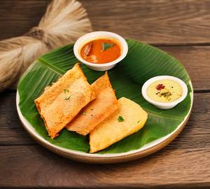 Kolhapuri Masala Dosa
