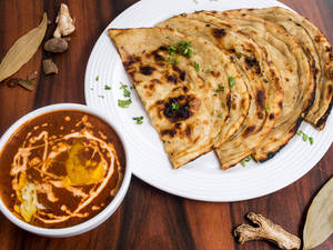 Dal Makhani(360 Ml) And 2 Lacha Prantha