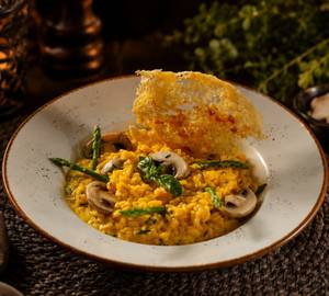 Saffron Mushroom & Asparagus Risotto
