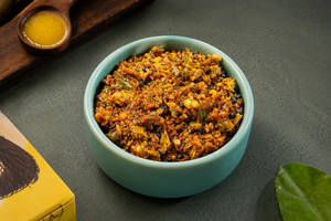 Green Chilli Garlic Pickle
