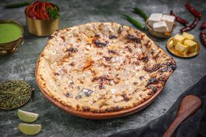 Premium Paneer Stuffed Kulcha