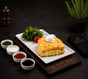 Peri Peri Cheese Bread Omelette
