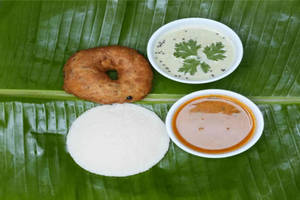 Idli (2 Pc) Vada (1 Pc)