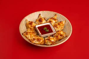 Veg Cheesy Momos (must Try)
