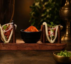 Schezwan Paneer Bao