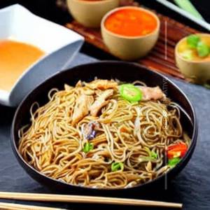 Classic Chicken Cantonese Noodles
