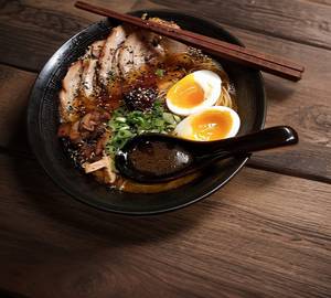 Chicken Teriyaki Ramen [Red Miso,Hondashi Broth,Wakame,Dobanjan]