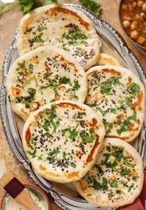 Plain Kulcha ( 4 Pcs )