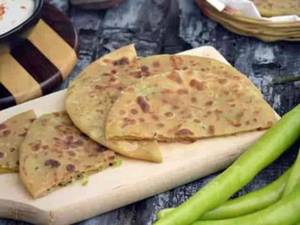 Green Chilly Parantha