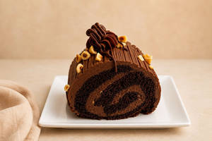 Crunchy Hazelnut Roulade Pastry