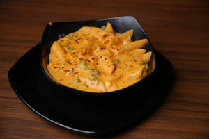 Cheesy White Sauce Pasta