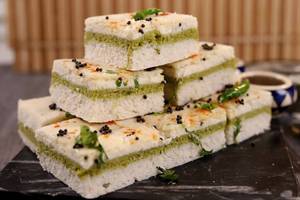 Sandwich Dhokla [250 Grams]