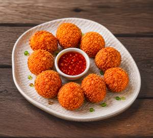 Kurkure veg momos