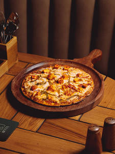 Paneer Ghee Roast Pizza