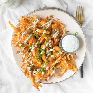 Spicy chicken loaded fries