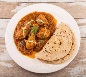 Chicken Masala + Tawa Roti (2 pieces)
