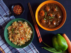 Manchurian Fried Rice With Gravy