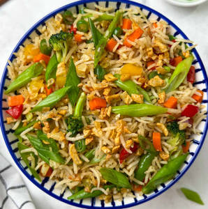 Veg Burnt Garlic Fried Rice