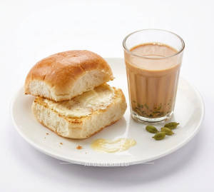 Bun Maska + Hot Tea Cardamon
