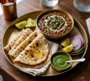 Rajma Thali[2pc tawa rori]