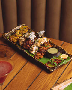 Betta Special Non Veg Tandoori Platter