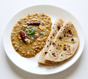 Dal Tadaka + Tawa Roti (2 Pieces)