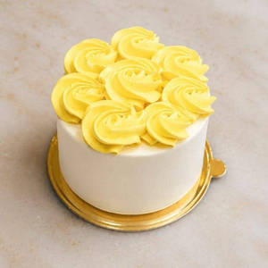Golden Rose Mini Cake