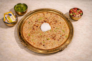 Mixed Veg Paratha With Amul Butter