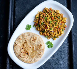 Egg Bhurjee + Roti [Plain] [1 Piece]