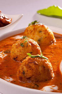 Dum Aloo Kashmiri