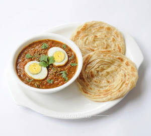 Egg Masala + Kerala Parotta (2 Pieces)