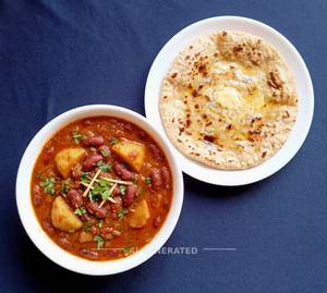 Aloo Rajma + Amul Butter Tawa Roti (1 Piece)