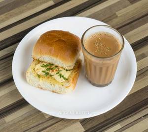 Amul Bun Maska + Pandit Ji Special Chai