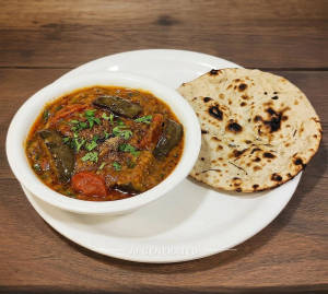 Baingan Masala + Tandoori Roti (1 piece)