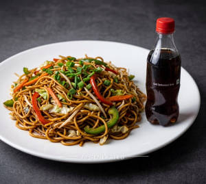 Veg Chow Mein + Cold Drink