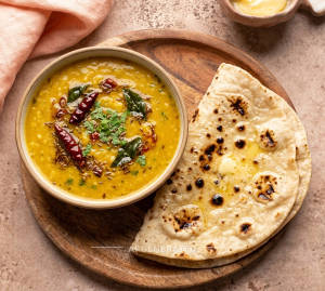 Dal Tadka + Tawa Roti (Butter) (1 piece)