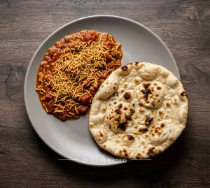 Sev Tamatar + Plain Tandoori Roti (1 piece)