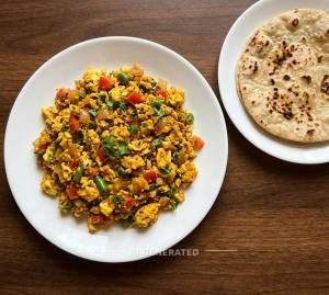 Egg bhurjee + Roti tawa (1 piece)