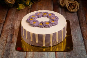 Black Currant Cake