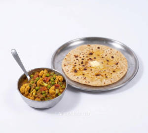 Gobhi Matar Tamatar + Roti Tawa Butter (1 piece)